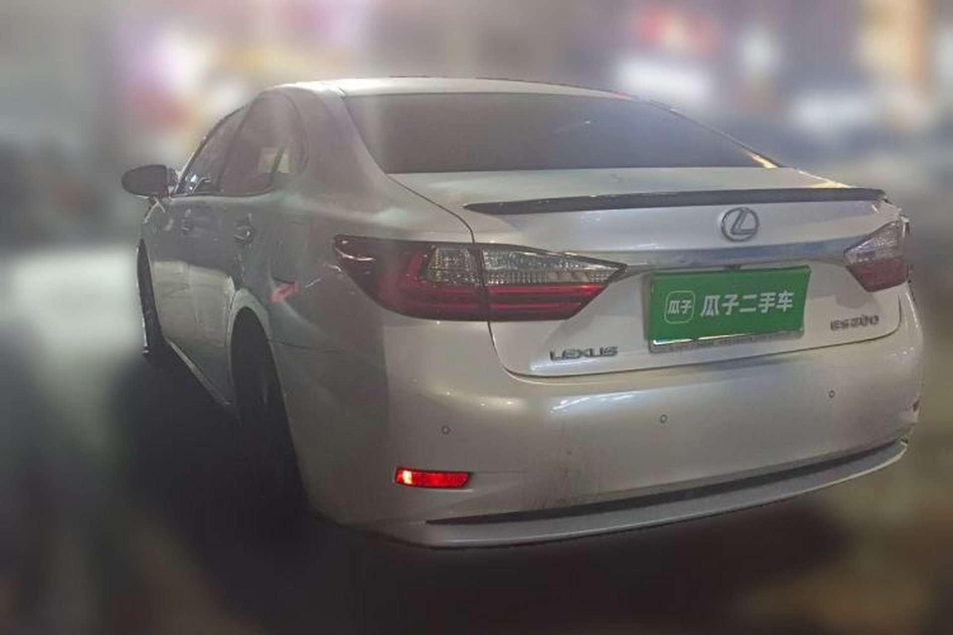 Used Lexus ES 2017 200 30th Anniversary Edition Rear Left 45 Deg