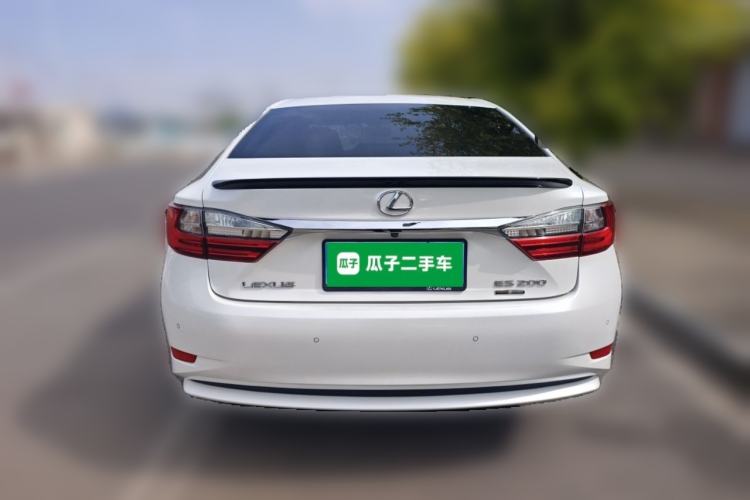 Used Lexus ES 2017 200 30th Anniversary Edition Rear
