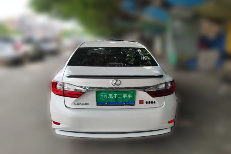 Used Lexus ES 2017 200 30th Anniversary Edition Rear