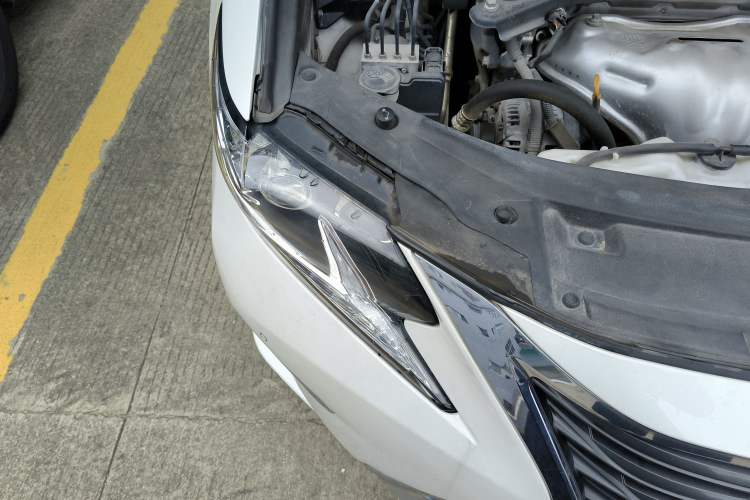 Used Lexus ES 2017 200 30th Anniversary Edition Right Front Headlight