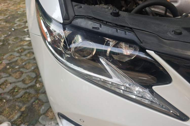 Used Lexus ES 2017 200 30th Anniversary Edition Right Front Headlight