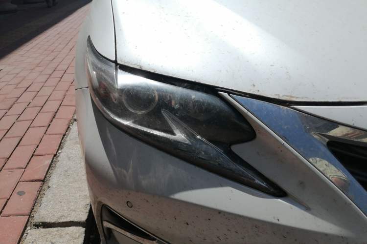 Used Lexus ES 2017 300h Mark Levinson Comfort Edition Right Front Headlight