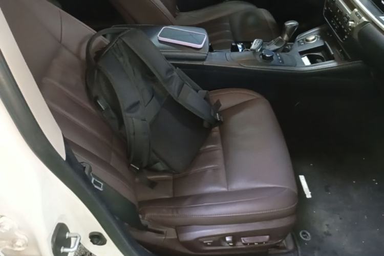 Used Lexus ES 2017 200 30th Anniversary Edition Right Front Seat