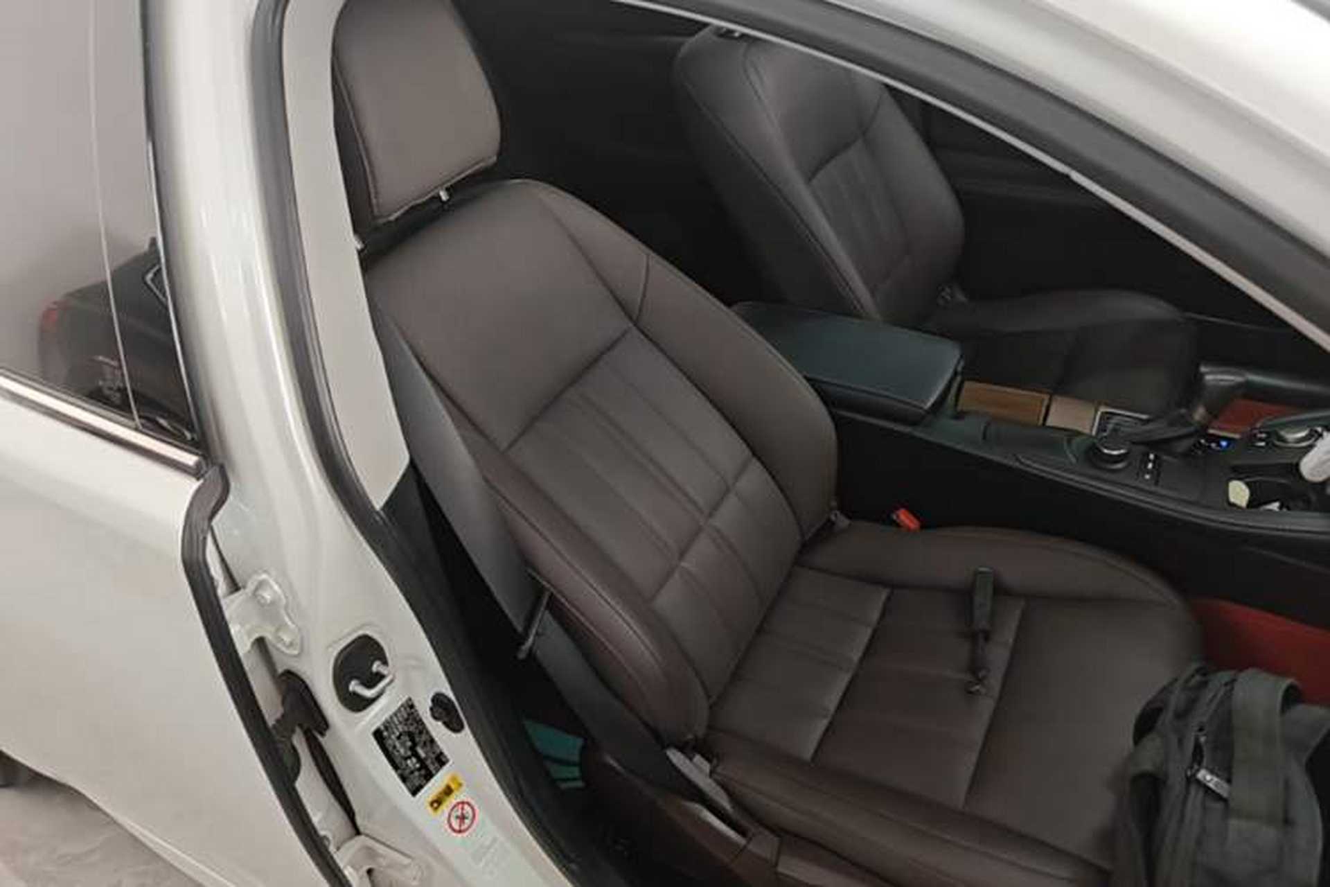 Used Lexus ES 2017 200 30th Anniversary Edition Right Front Seat
