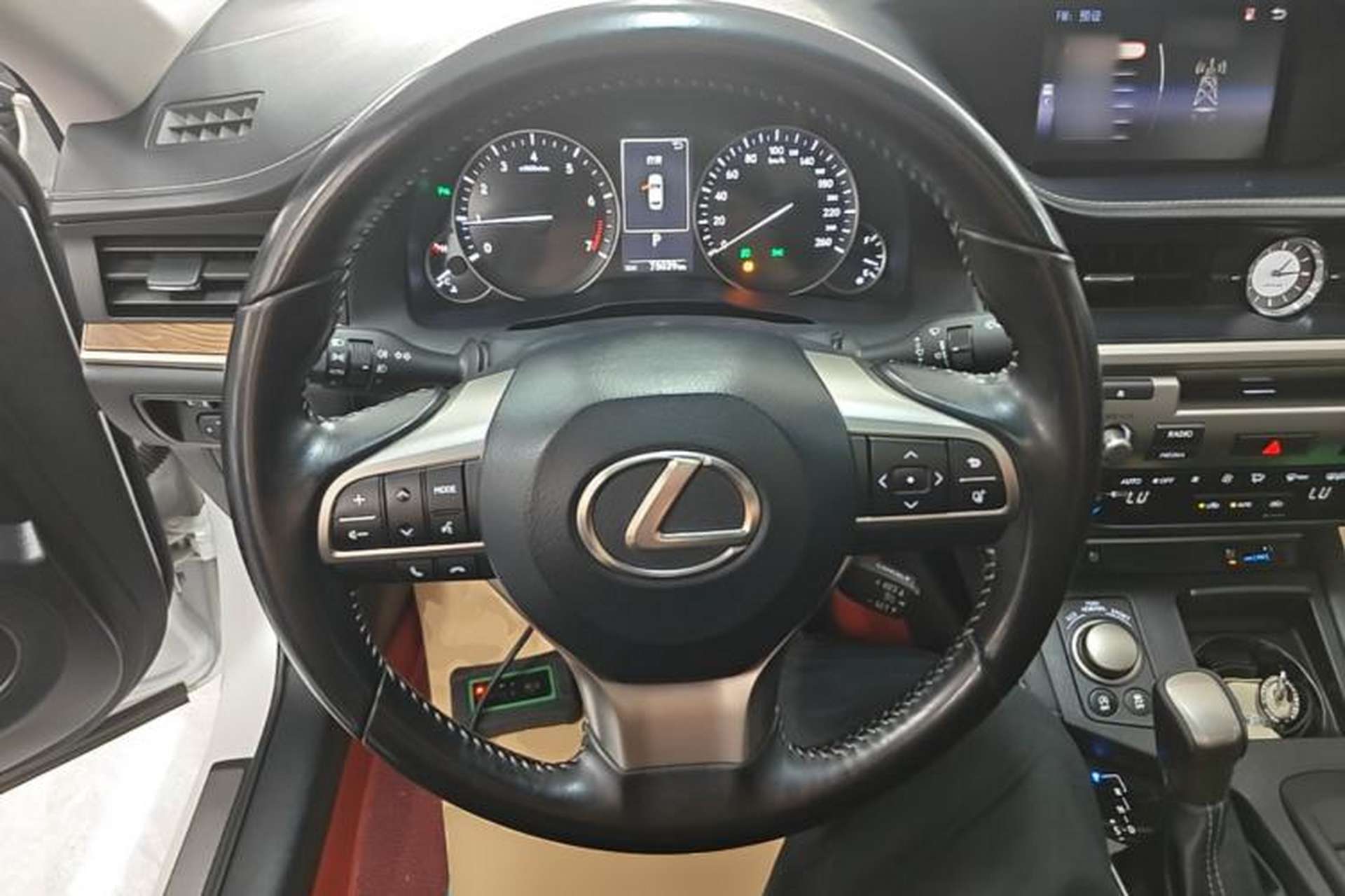 Used Lexus ES 2017 200 30th Anniversary Edition Steering Wheel