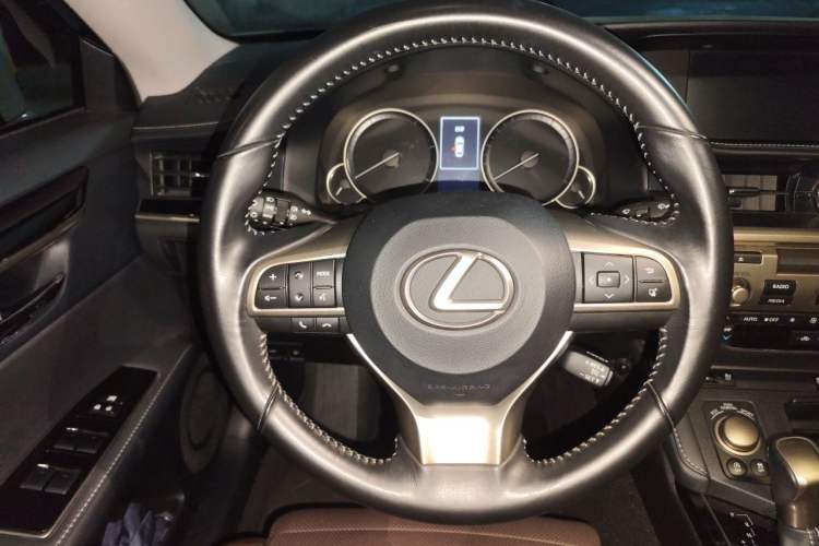Used Lexus ES 2017 200 30th Anniversary Edition Steering Wheel