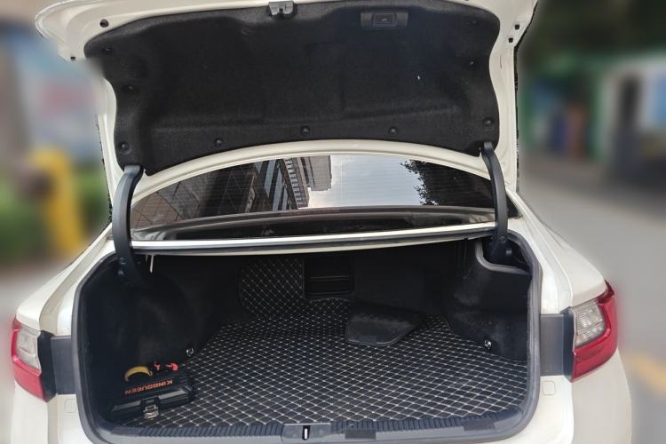 Used Lexus ES 2017 200 30th Anniversary Edition Trunk