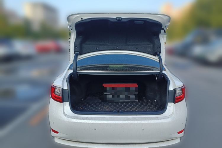 Used Lexus ES 2017 200 30th Anniversary Edition Trunk