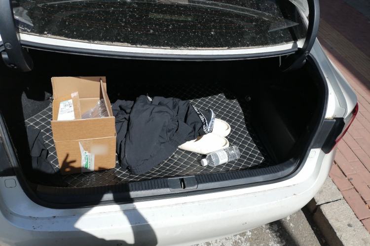 Used Lexus ES 2017 300h Mark Levinson Comfort Edition Trunk