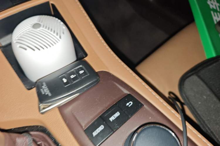 Used Lexus ES 2017 300h Mark Levinson Luxury Edition Vehicle Key