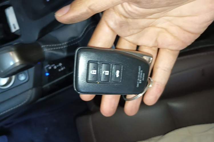 Used Lexus ES 2017 200 30th Anniversary Edition Vehicle Key