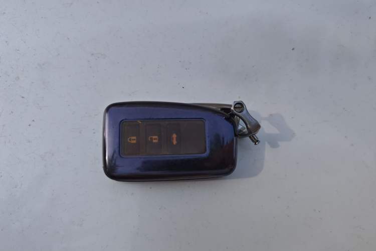 Used Lexus ES 2017 200 30th Anniversary Edition Vehicle Key