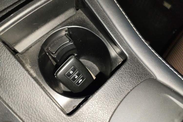 Used Lexus ES 2017 200 30th Anniversary Edition Vehicle Key
