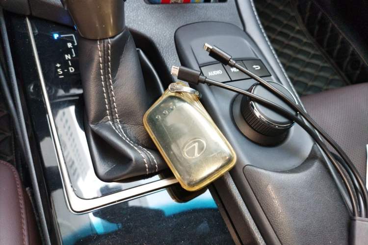 Used Lexus ES 2017 200 30th Anniversary Edition Vehicle Key