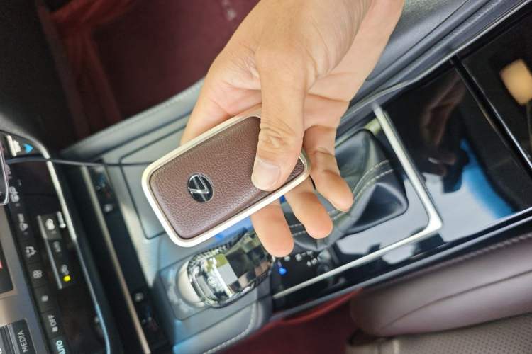 Used Lexus ES 2017 200 30th Anniversary Edition Vehicle Key
