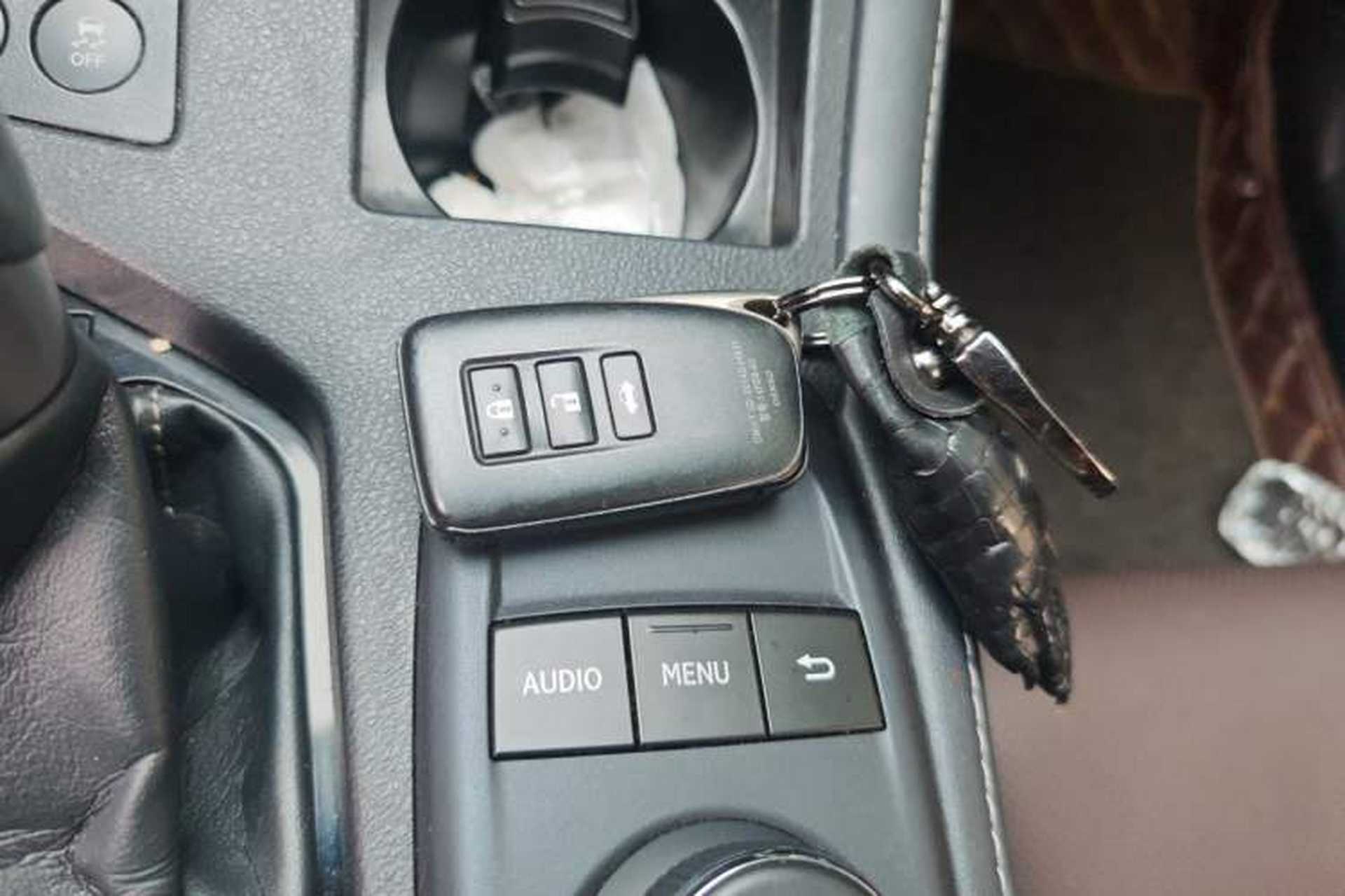 Used Lexus ES 2017 200 30th Anniversary Edition Vehicle Key