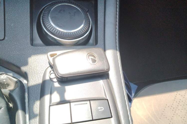 Used Lexus ES 2017 200 30th Anniversary Edition Vehicle Key