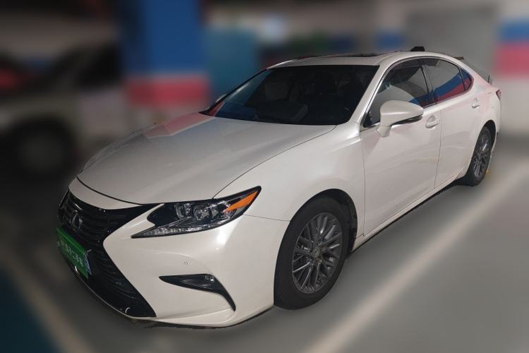 Used Lexus ES 2017 200 30th Anniversary Edition Guazi used car, China used car export, Used car for sale, Used cars, Cheapest cars for sale