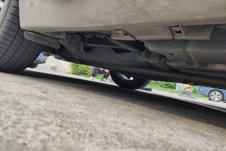 Used Lexus ES 2017 300h Mark Levinson Comfort Edition Chassis Rear Right