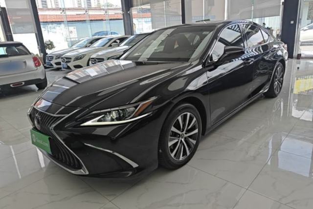 Used Lexus ES 2018 300h Premier Edition China V Standard