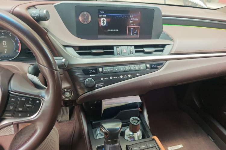 Used Lexus ES 2018 200 Excellence Edition China V Standard Audio And AC Panel