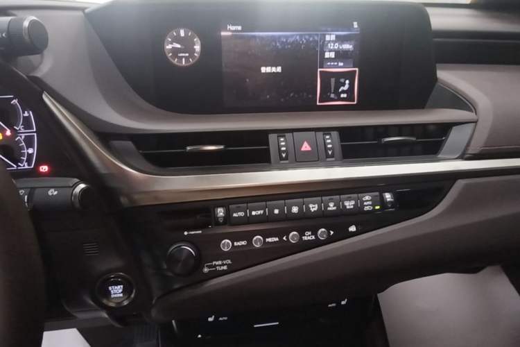 Used Lexus ES 2018 200 Excellence Edition China V Standard Audio And AC Panel