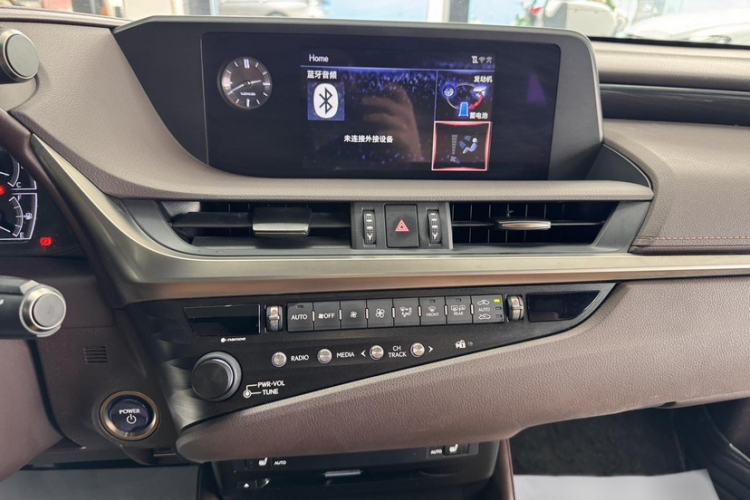 Used Lexus ES 2018 300h Premier Edition China V Standard Audio And AC Panel