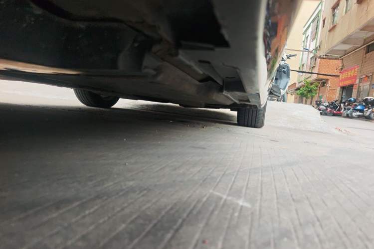 Used Lexus ES 2018 200 Excellence Edition China V Standard Chassis Rear Right