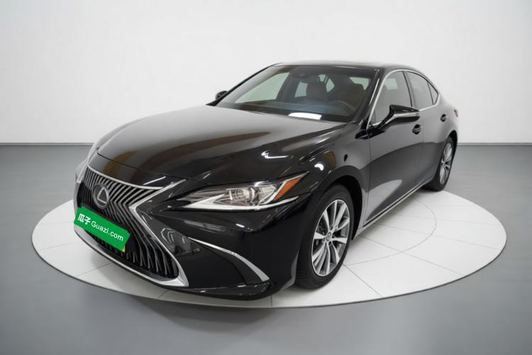 Used Lexus ES 2018 200 Excellence Edition China V Standard Guazi used car, China used car export, Used car for sale, Used cars, Cheapest cars for sale