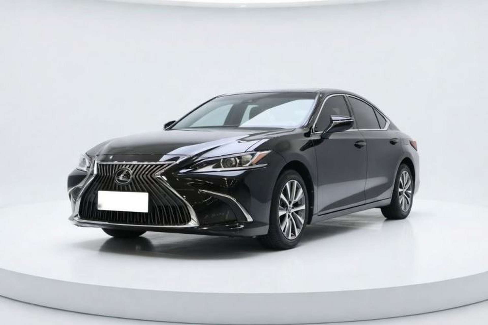 Used Lexus ES 2018 200 Excellence Edition China V Standard Front Left 45 Deg
