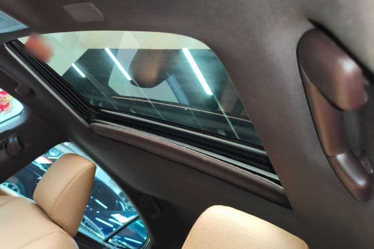 Used Lexus ES 2018 200 Excellence Edition China V Standard Headliner