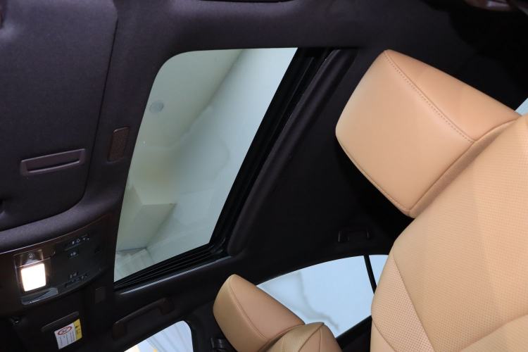 Used Lexus ES 2018 200 Excellence Edition China V Standard Interior 3