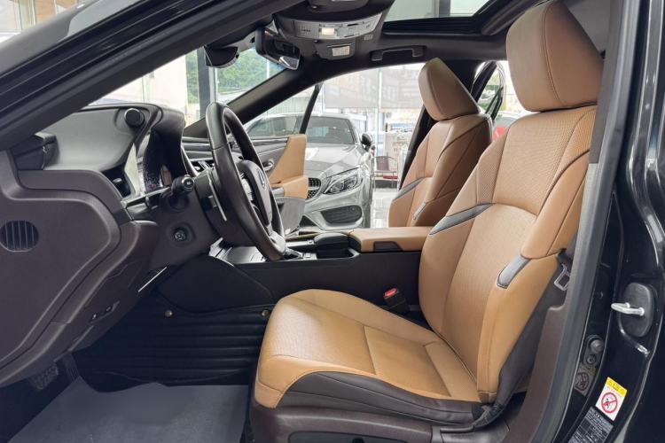Used Lexus ES 2018 300h Premier Edition China V Standard Left Front Seat