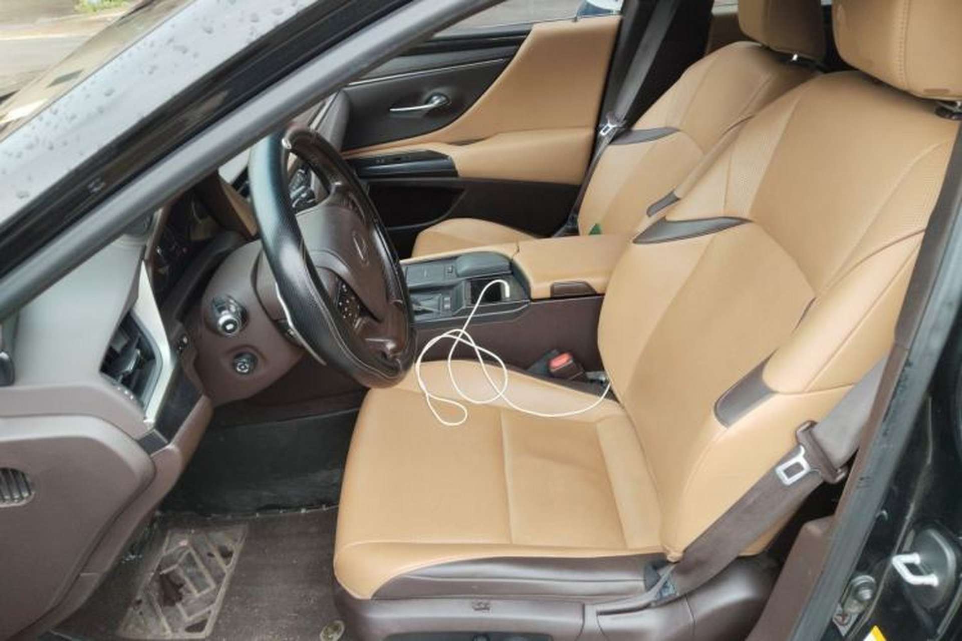 Used Lexus ES 2018 260 Excellence Edition China V Standard Left Front Seat