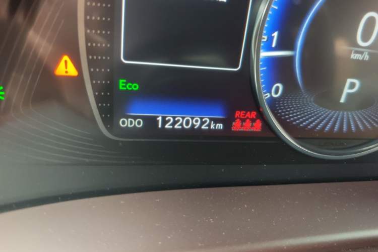 Used Lexus ES 2018 200 Excellence Edition China V Standard Odometer Close Up