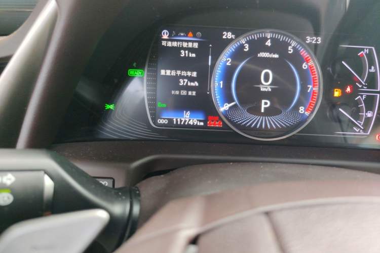 Used Lexus ES 2018 300h Premier Edition China VI Standard Odometer Close Up