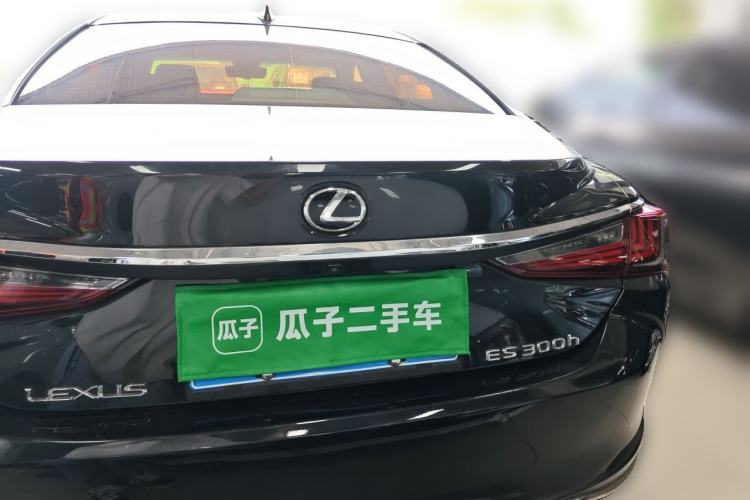 Used Lexus ES 2018 200 Excellence Edition China VI Standard Rear