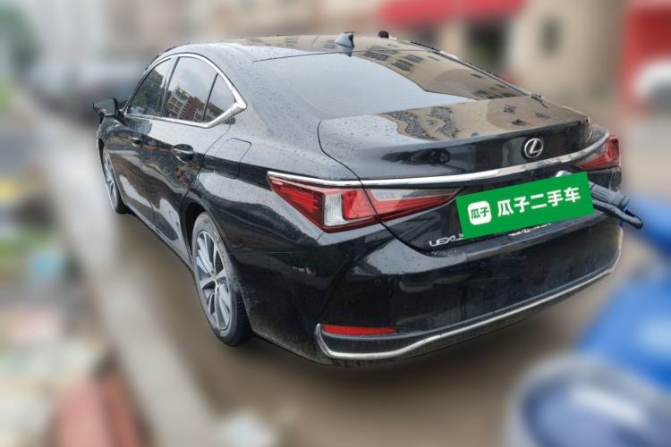 Used Lexus ES 2018 260 Excellence Edition China V Standard Rear Left 45 Deg