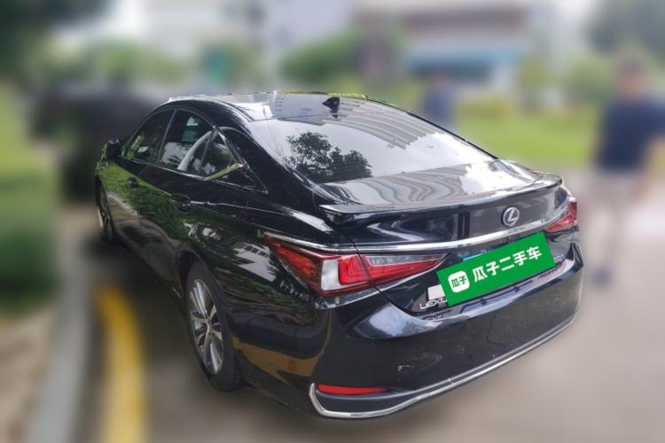 Used Lexus ES 2018 300h Premier Edition China VI Standard Rear Left 45 Deg