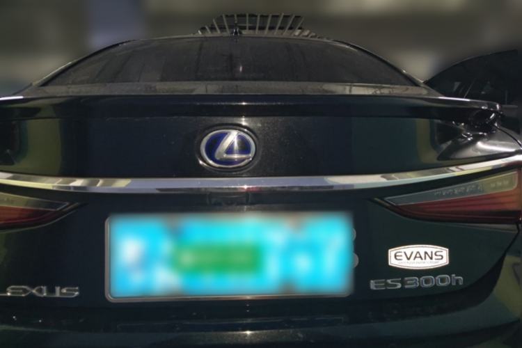 Used Lexus ES 2018 300h Premier Edition China VI Standard Rear