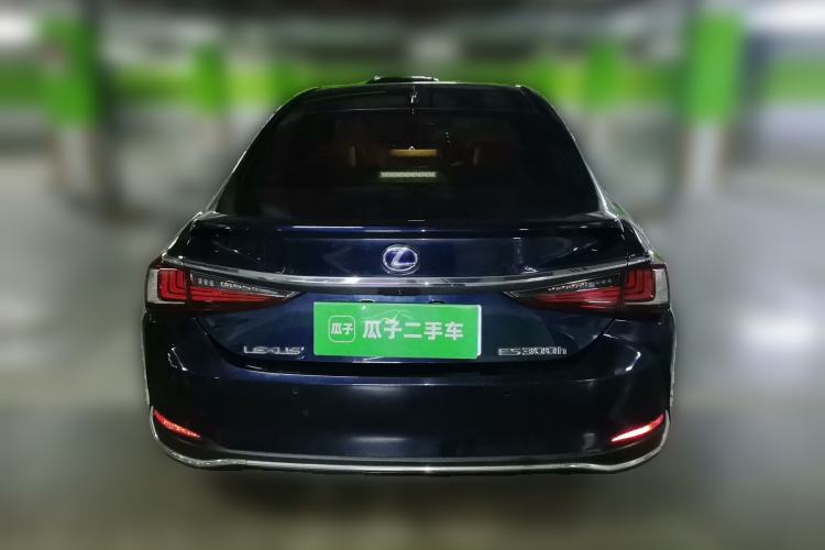 Used Lexus ES 2018 300h Premier Edition China VI Standard Rear