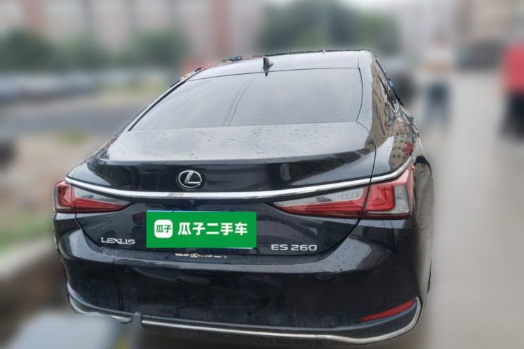Used Lexus ES 2018 260 Excellence Edition China V Standard Rear