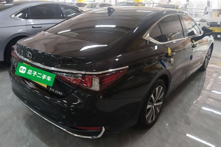 Used Lexus ES 2018 200 Excellence Edition China V Standard Rear Right 45 Deg