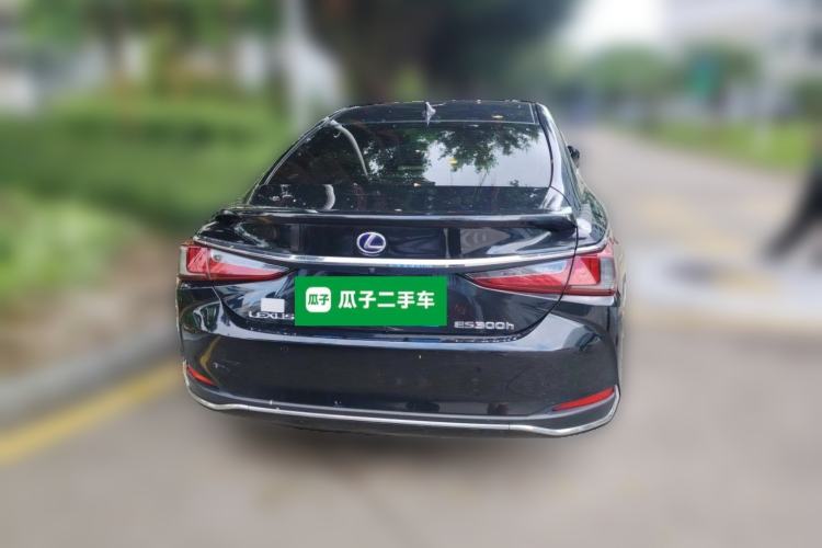 Used Lexus ES 2018 300h Premier Edition China VI Standard Rear