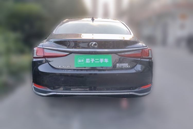 Used Lexus ES 2018 200 Excellence Edition China VI Standard Rear