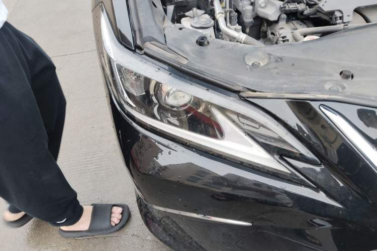 Used Lexus ES 2018 260 Excellence Edition China V Standard Right Front Headlight