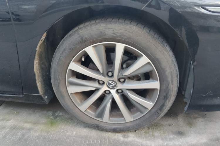 Used Lexus ES 2018 200 Excellence Edition China VI Standard Right Front Wheel Hub
