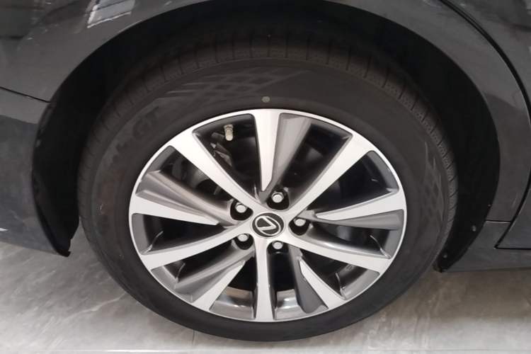 Used Lexus ES 2018 200 Excellence Edition China V Standard Right Rear Wheel Hub