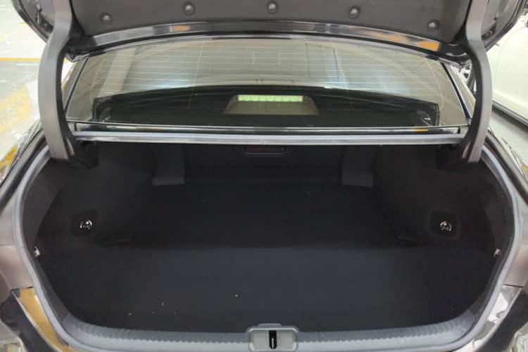 Used Lexus ES 2018 200 Excellence Edition China V Standard Trunk
