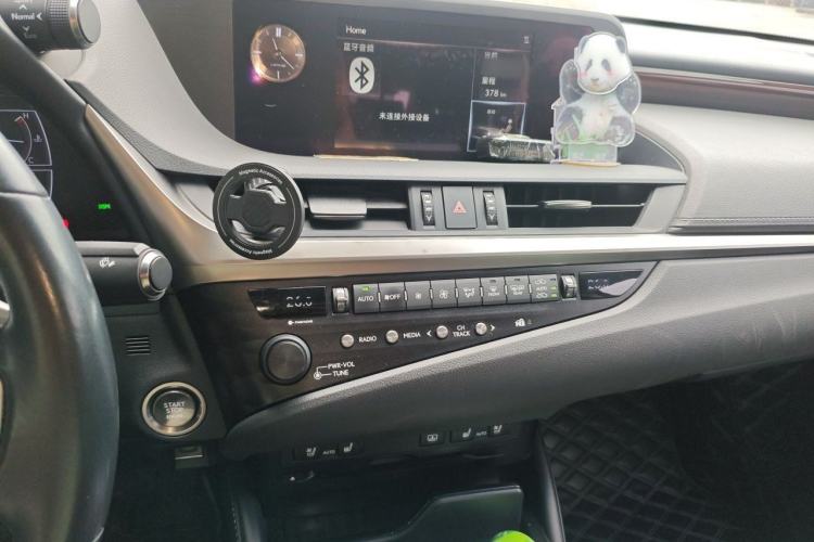Used Lexus ES 2018 200 Luxury Edition China V Standard Audio And AC Panel